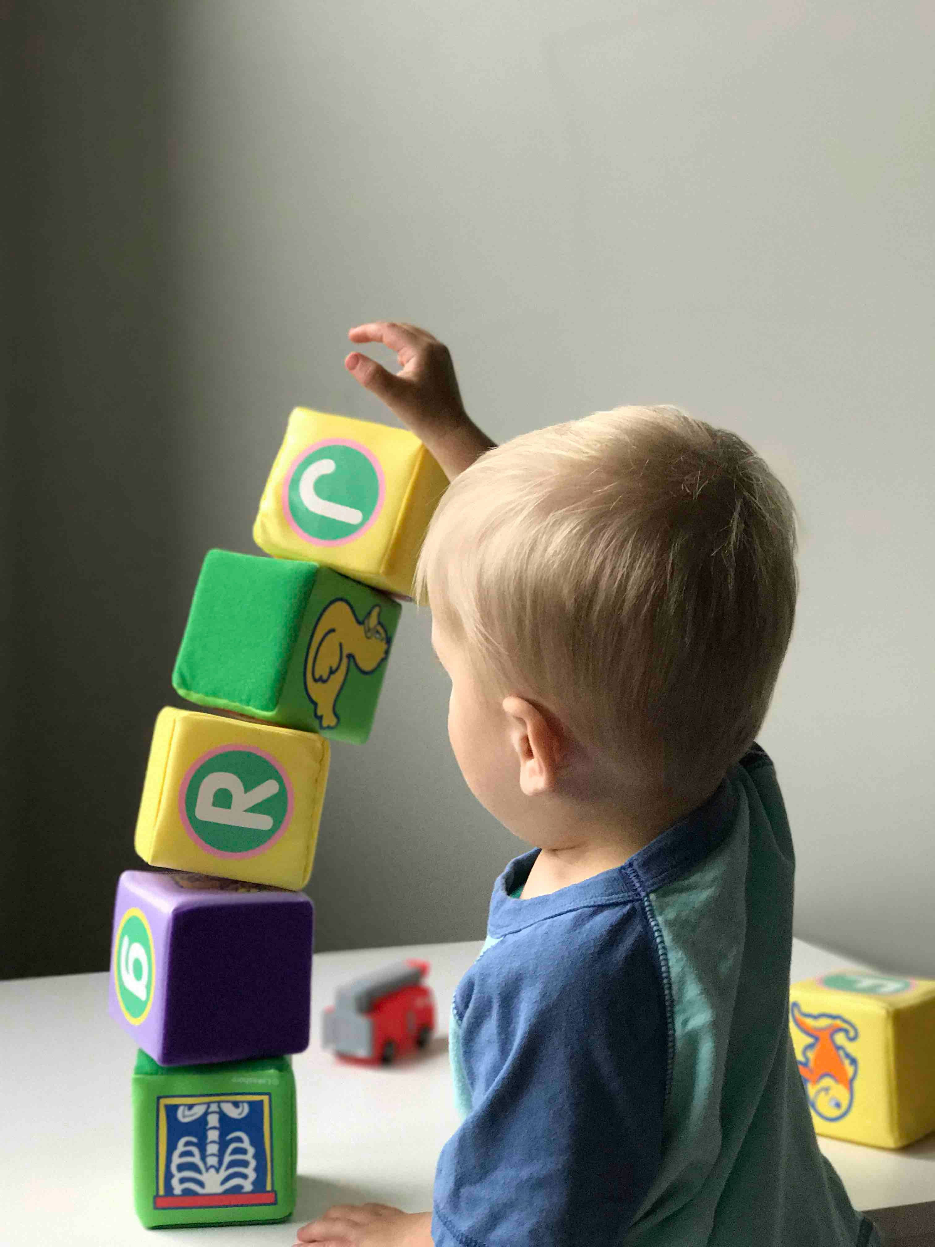 Bebê brincando